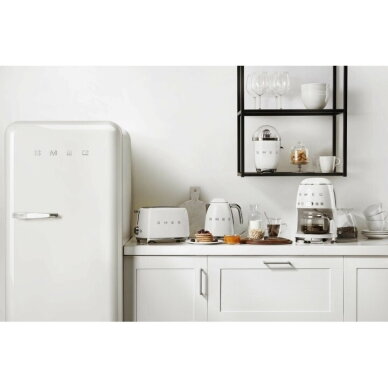 SMEG DCF02WHEU 1