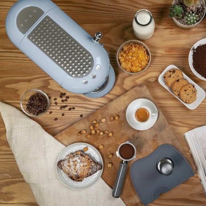 SMEG ECF01PBEU 5